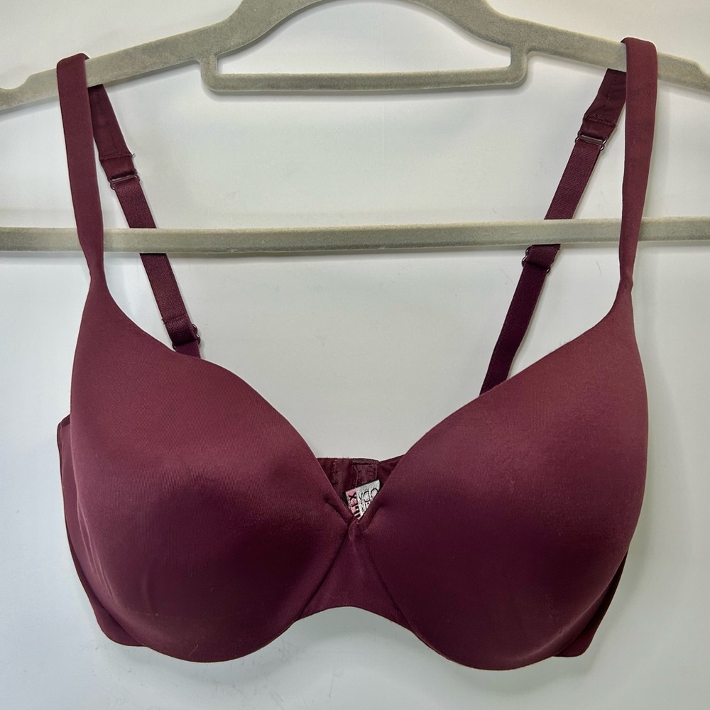 Victoria’s Secret Body by Victoria IPEX Maroon Adjustable Strap Bra 34DD